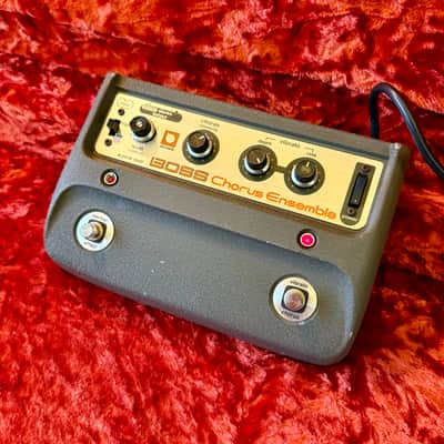 Boss CE-1 Chorus Ensemble 1970’s - Roland original vintage MIJ Japan analog chorus vibrato pedal image 1