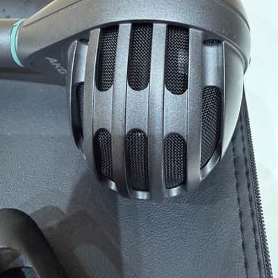 AKG D112 Large-Diaphragm Dynamic Kick Drum Microphone 2010s - Black image 6