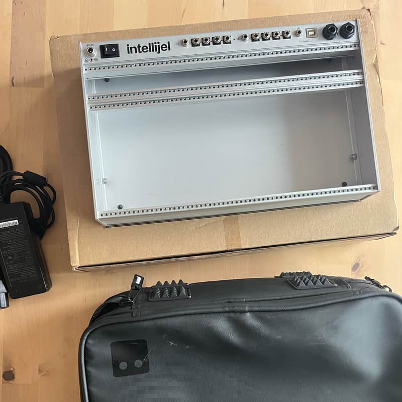 Intellijel 4U 62HP Palette Eurorack Synth Case 2019 - Present