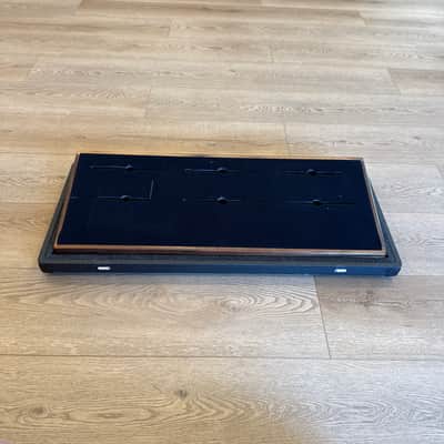 Creation Music Company Heritage Series 32x12 Pedalboard with Hard Black Tweed Case image 7