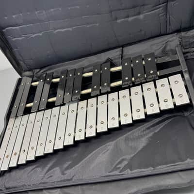 Kaman CB700 Xylophone Percussion 30 Key Glockenspiel w/ Carrying Case Student image 3