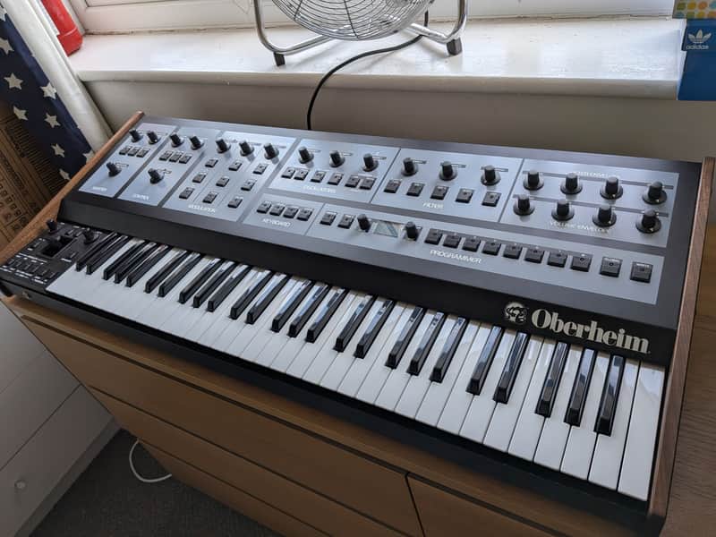 Oberheim OB-X8 61-Key 8-Voice Synthesizer