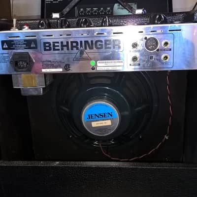 Behringer vintager gm110 guitar combo amp image 3