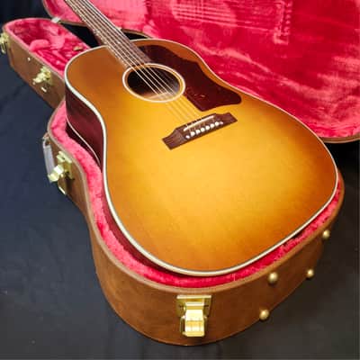 Gibson J-45 50s Faded Round Shoulder Acoustic Electric Guitar W/Case image 2