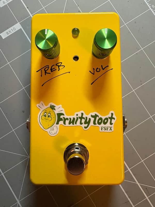 Freakshow Effects Fruity Toot compressor (orange squeezer inspired) image 1