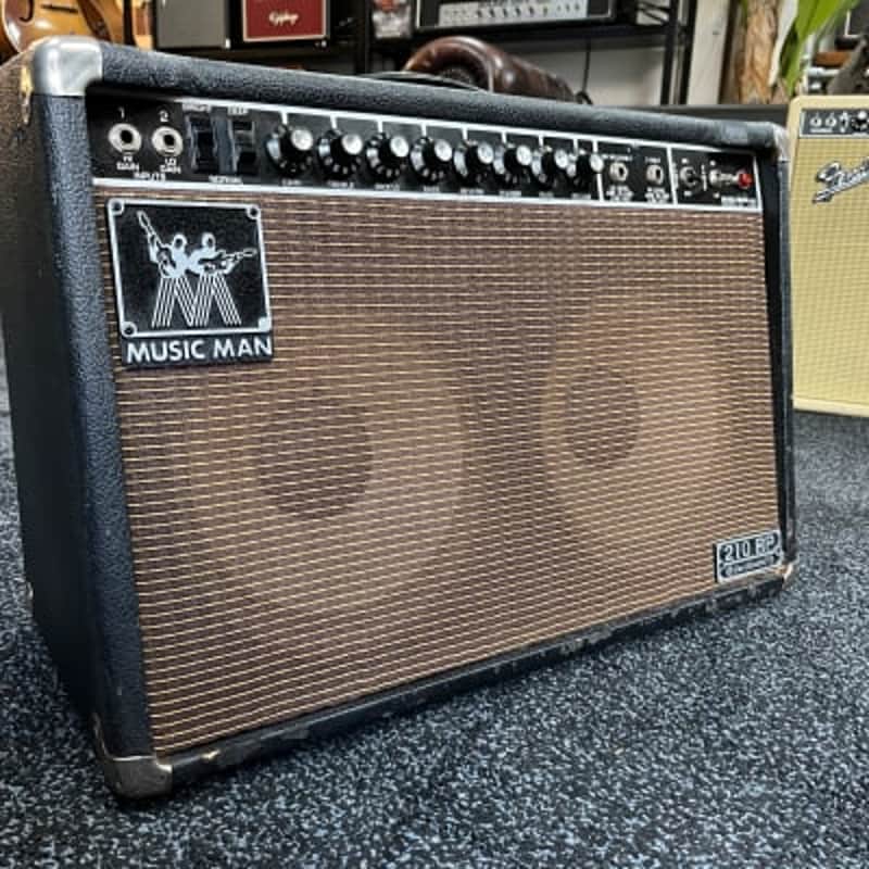 1980 – 1984 Music Man 210 RP One Hundred 100-Watt 2×10″ Black …