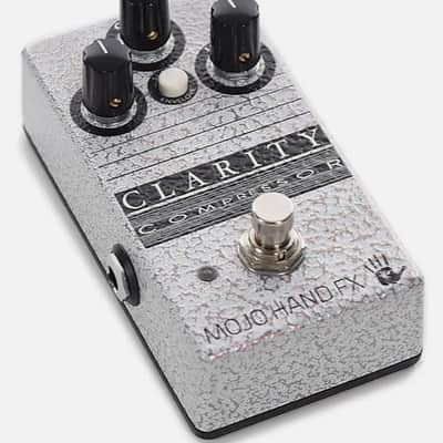 Mojo Hand FX Clarity Transparent Compressor Electric Guitar Effect Pedal image 2