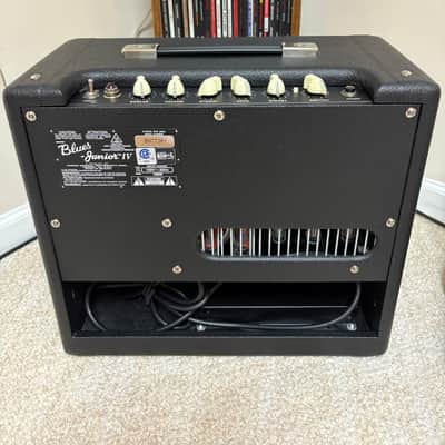 Fender Blues Junior IV 15-Watt 1x12" Guitar Combo 2018 - Present - Black image 2