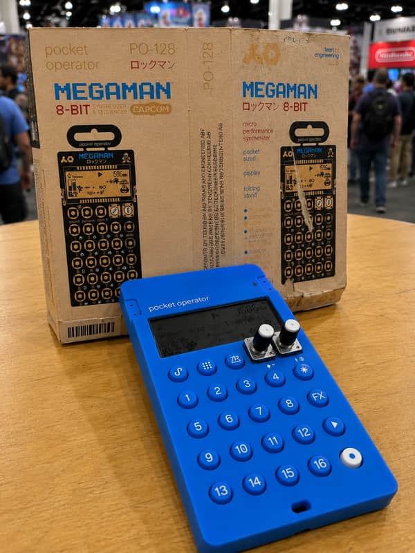 Teenage Engineering PO-128 Mega Man + Original Case + Packaging +