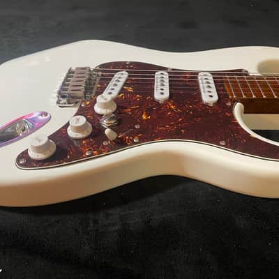 White Stratocaster With Dark Roasted Maple Neck - Seymour Duncan Pickups, Phase Reverse and Blender Mod image 6