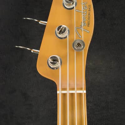 Fender Mike Dirnt Road Worn Precision Bass Maple Fingerboard White Blonde image 3
