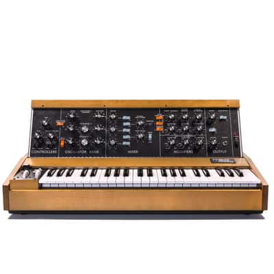 Moog Minimoog Model D Reissue 44-Key Monophonic Synthesizer 2016