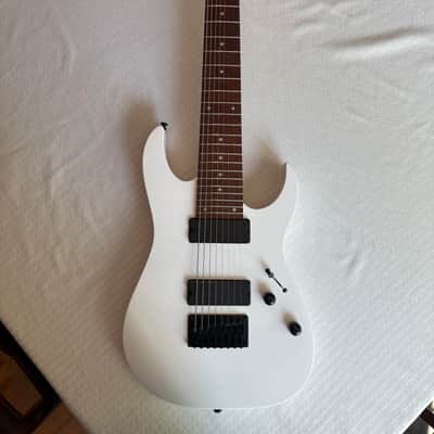Ibanez RG8-WH Standard with Meranti Body, Jatoba Fretboard 2019 - Present - White image 2