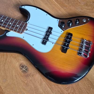 Fender Jazz 2004 - Sunburst image 1