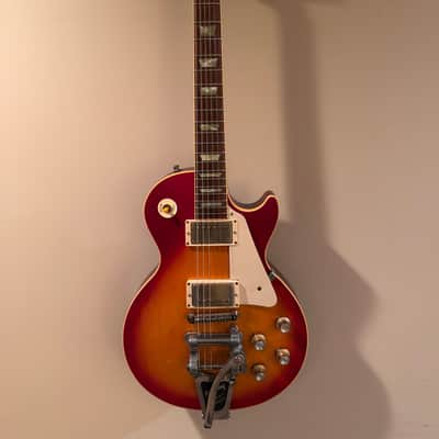 Gibson Les Paul Classic 1997 - Heritage Cherry Sunburst image 2