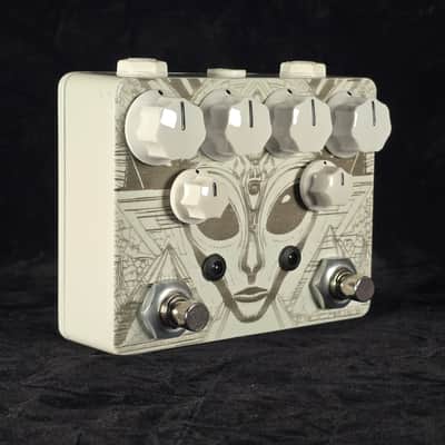 68 Pedals King of Clone Dual Overdrive Distortion Boost Pedal Tesi Custom Shop-Glow in the Dark Alien Head image 4