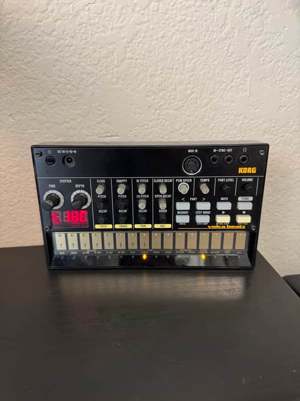 Korg Volca Beats Analog Rhythm Machine 2010s - Black
