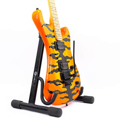 2011 Kramer Pacer Vintage Electric Guitar – Tiger Finish – Floyd Rose – Seymour Duncan JN / JB image 4