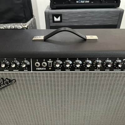 Fender '65 Twin Reverb Reissue 85-Watt 2x12" Guitar Combo 1991 - Present - Black image 4