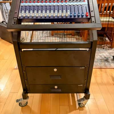 Midas Venice 160 16-Channel / 30-Input Mixing Console 2001 - 2010 - Blue image 2