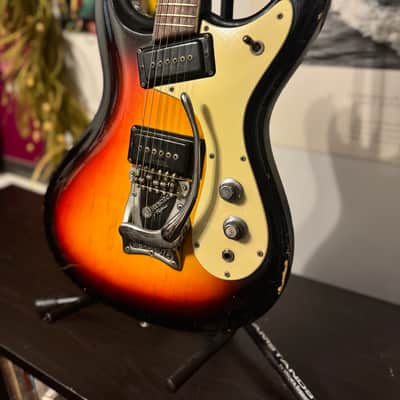 Mosrite Ventures 1964 - Sunburst image 4