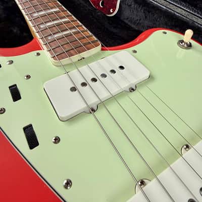 Fender Limited Edition 60th Anniversary Classic Jazzmaster in Fiesta Red with Hard Case image 5