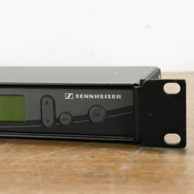 Sennheiser SR 300 IEM G2 Wireless Transmitter 518-554 MHz (NO PSU) CG011WK image 2