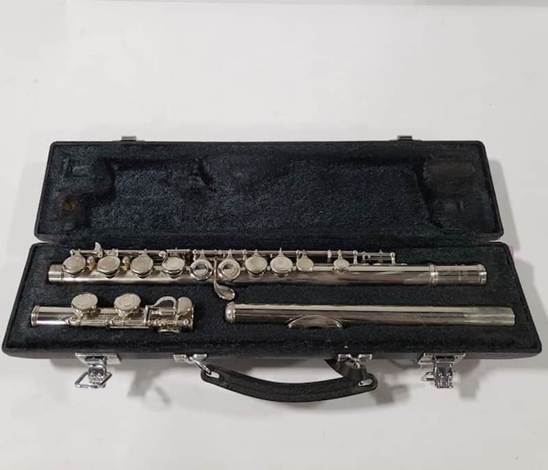 Yamaha YFL-225NII Flute. Japan image 1