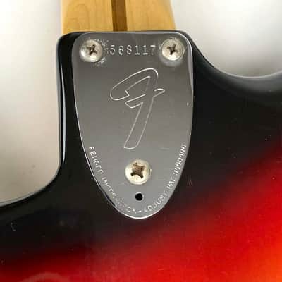 Fender Stratocaster 1974 - Sunburst, Maple neck  Super clean. with original hard  Fender Tolex case image 13