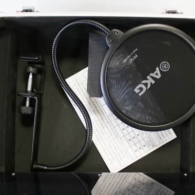 AKG C414 XLII Large Diaphragm Multipattern Condenser Microphone 2010s - Black image 18