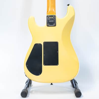 1987 Charvel Model 3 - Electric Guitar with Gigbag - Pearl White image 5
