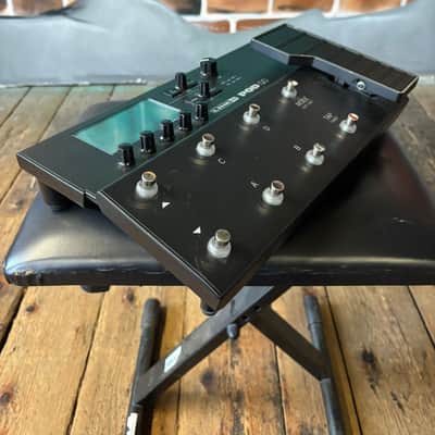 Line 6 POD GO Portable Guitar Processor Multi-Effects Pedal image 2