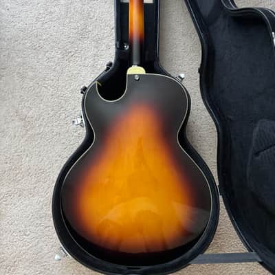 Eastman AR372CE-SB Hollowbody Archtop with Ebony Fretboard 2021 - Present - Sunburst image 2