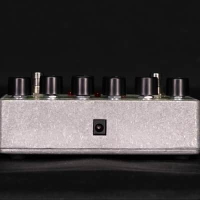 Electro-Harmonix Enigma: Q Balls Envelope Filter For Bass 2009 - 2022 Green image 3
