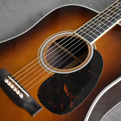 Martin D-35 Ambertone image 25