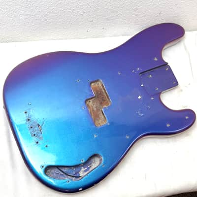 Fender Precision Bass Body Refin 1966 - Flip-Flop Blue/ Purple image 4