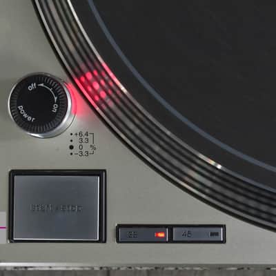 Technics SL-1200MK5 Silver Direct Drive DJ Turntable in Good Condition image 4