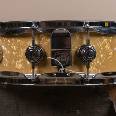 2000s DW 5x14 Collectors White Marine Pearl Snare Drum image 4