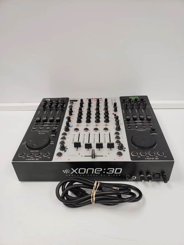 Allen & Heath Xone 3D Dj Controller image 1