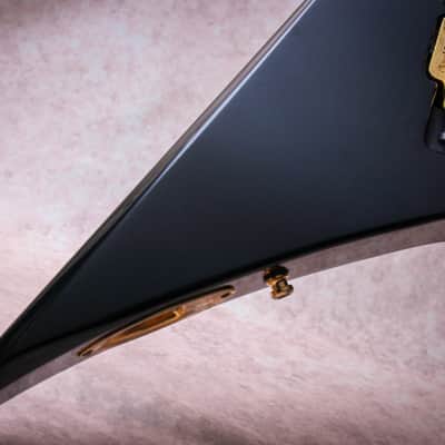 JACKSON USA Signature Dave Mustaine King V Custom 33 of 150# "Black Metal Flake + Ebony" (1996) image 7