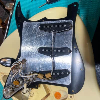 1980 Fender Stratocaster Vintage White / Black Pickguard & Pickups W/ Original Hardshell Case! image 14