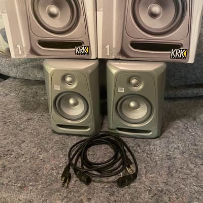 KRK ROCKIT 5 GEN3 2018 PLATINUM SERIES POWERED STUDIO MONITORS - Silver image 1