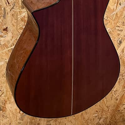 Pre Owned Avante AV2 NA Baritone Electro Acoustic image 4