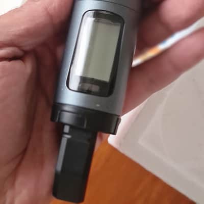Sennheiser 🎤 Sennheiser EW 100 G3 SKM 100 G3 Wireless Handheld Microphone | e835 Capsule | Professional | Grey/Black image 2
