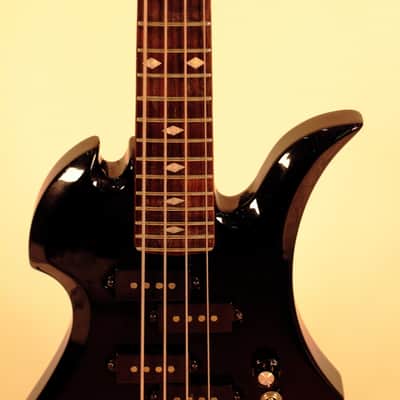 Very Rare.. Samick mini Mockingbird bass 1980 Black image 12