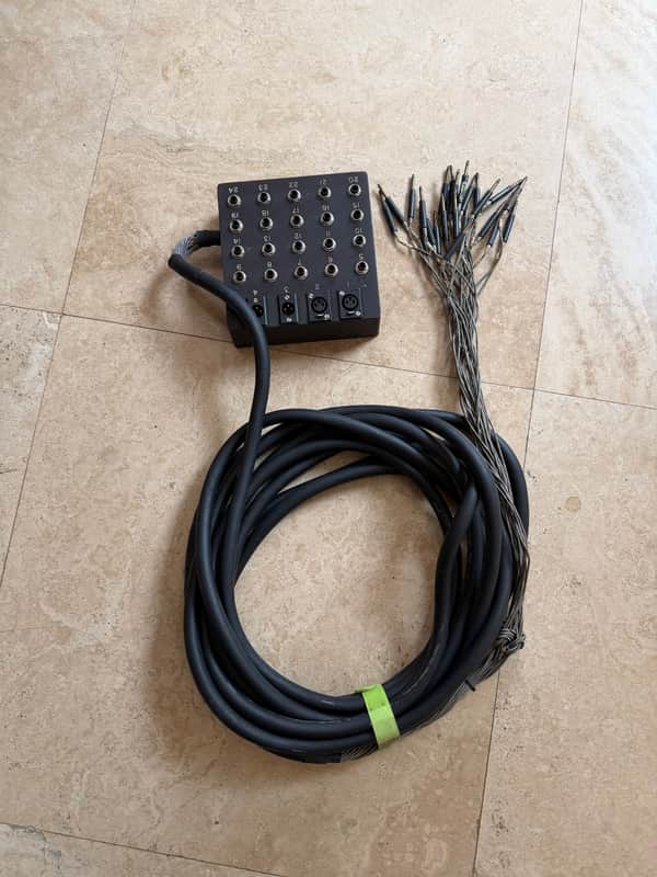 MOGAMI 24 CHANNEL SNAKE W 1/4" BREAKOUT BOX image 1