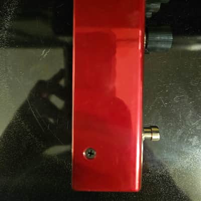 REVV G4 Distortion V2 2025 - Present - Red image 5