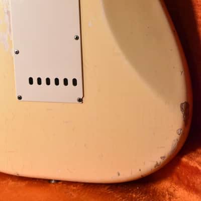 Fender Stratocaster 1965 - Olympic White with rare Tortoise guard image 7