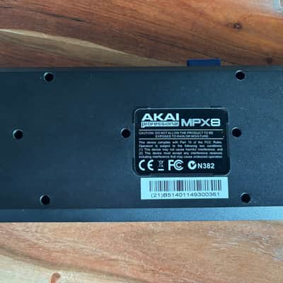 Akai Professional MPX8 Mobile SD Sample Player 2014 Black image 3