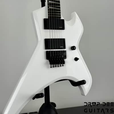 Jackson Pro Series Signature Rob Cavestany Death Angel Electric Guitar - Snow White image 3